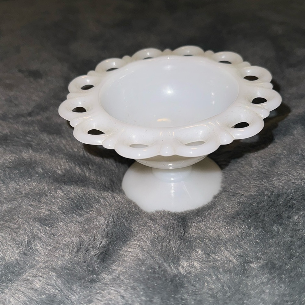 Anchor Hocking Open Lace Edge Milk Glass Candy Dish